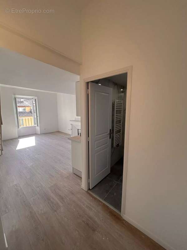 Appartement à VENCE