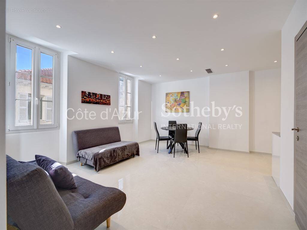 Appartement à CANNES