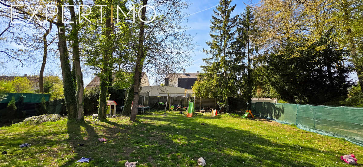Maison à MEREVILLE