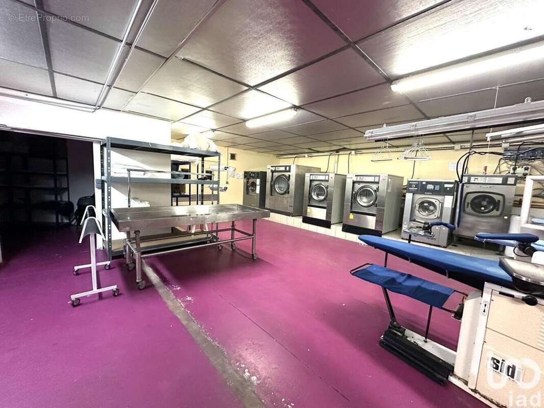 Photo 4 - Commerce à EPINAL