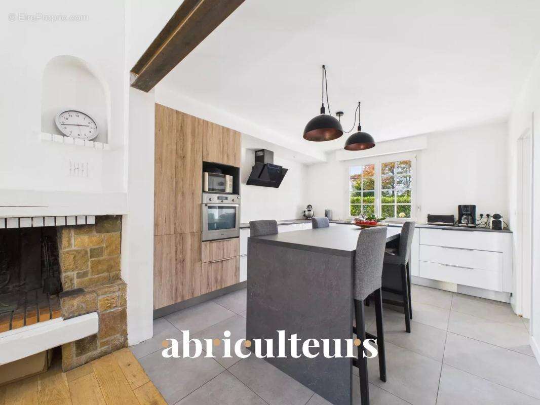 Maison à LES SORINIERES