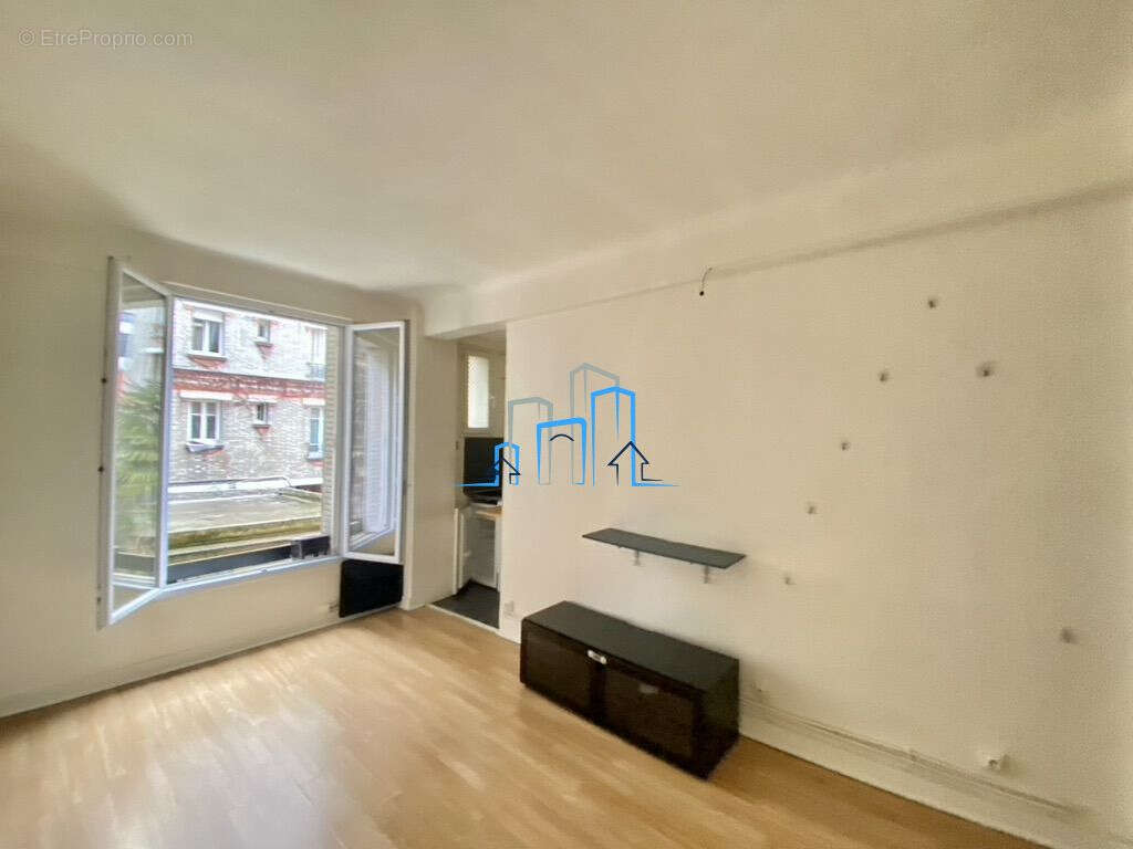 Appartement à PARIS-19E