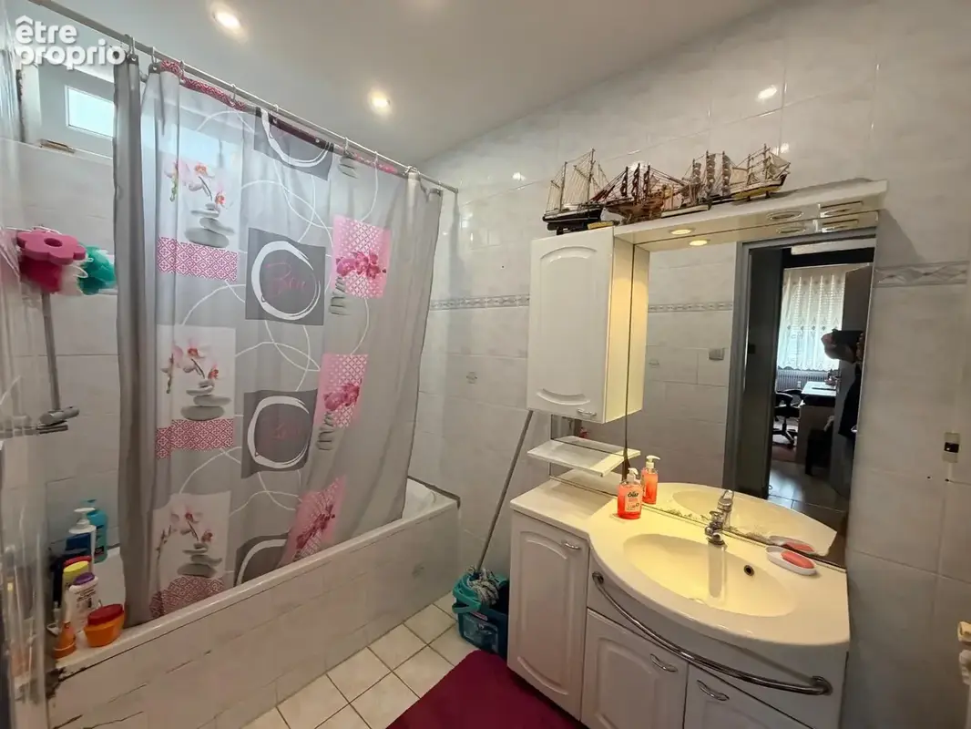 Colmar centre   grand f5 de 100 m2   4 chambres   ascenseur - photo 6