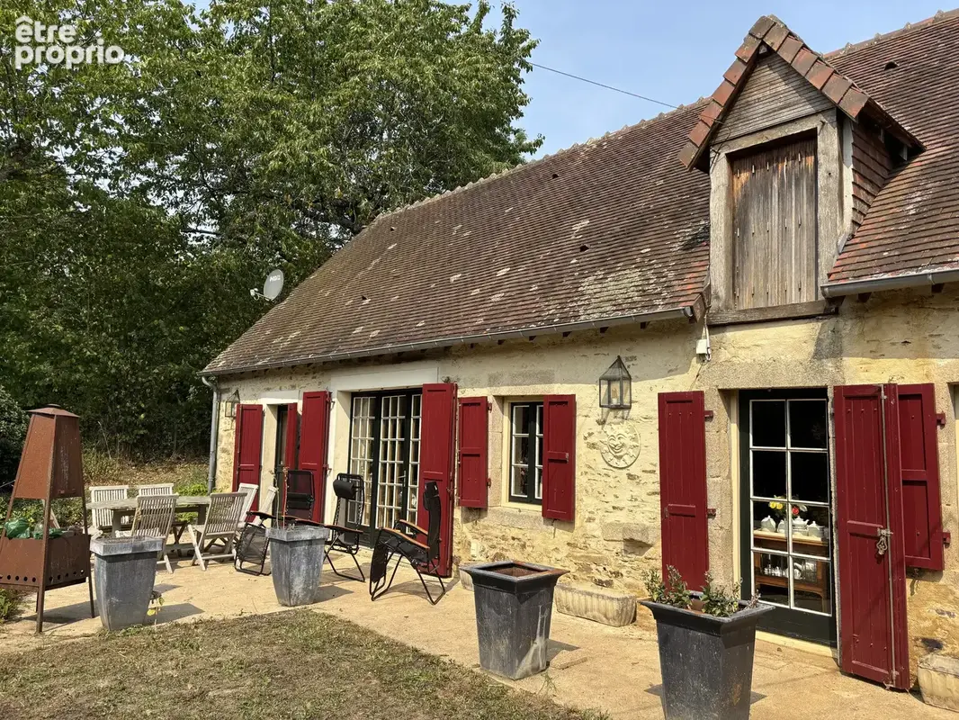 Saint-Denis-de-Jouhet   Charmante maison avec 1934 m2 de terrain, située au calme dans un cadre verdoyant - photo 20