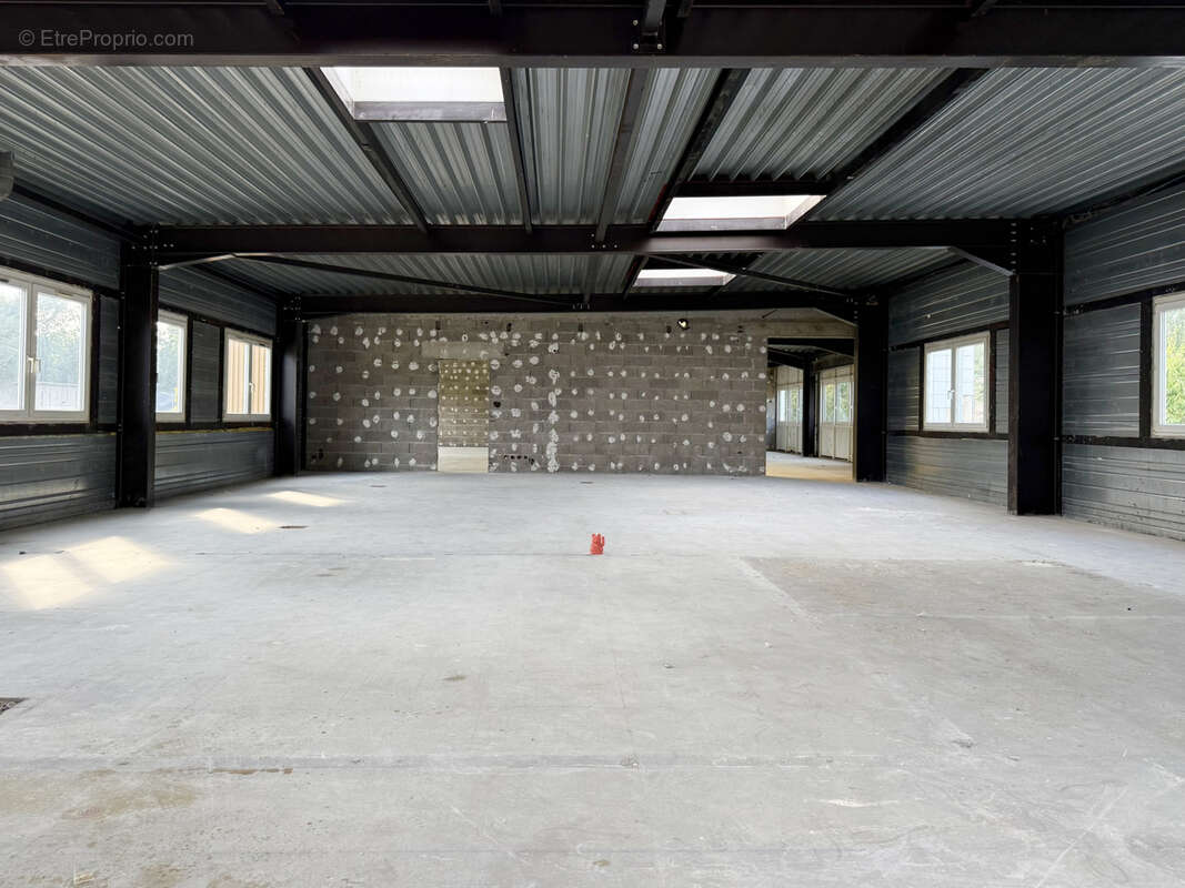 Commerce à MAXEVILLE