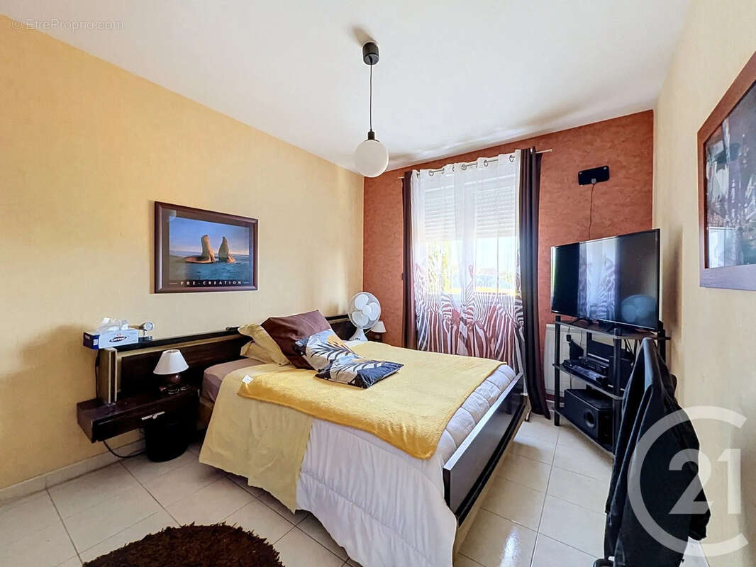 Maison 110 m² à Lavau  - photo 9