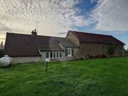 Maison à SAVIGNY-POIL-FOL