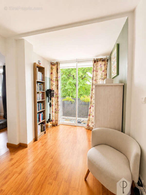 Appartement T4 70m2 - 3 chambres - Aix Beauregard - photo 7