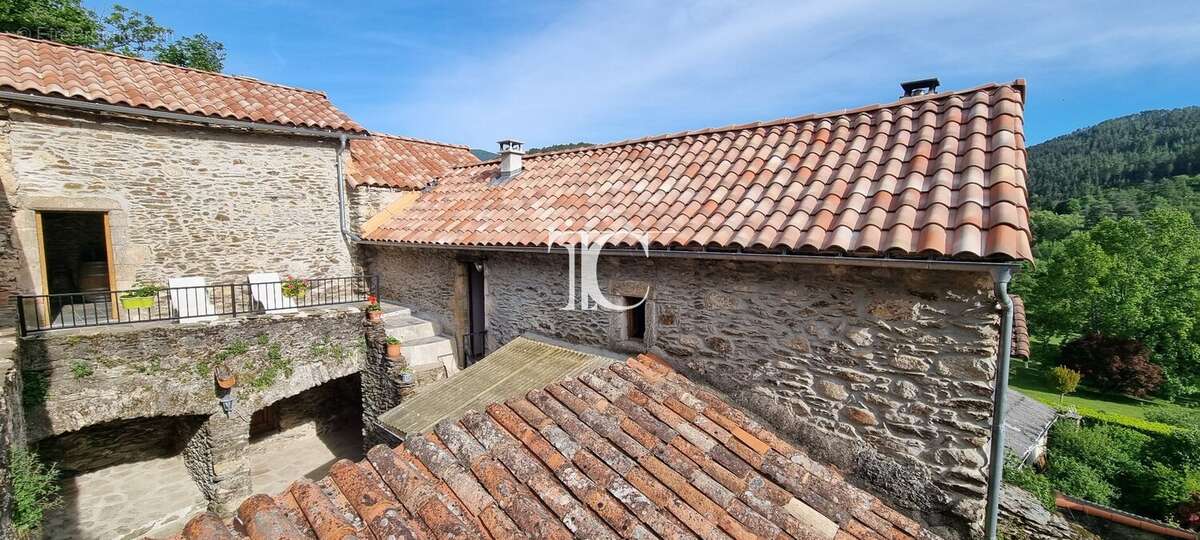 Maison à SENECHAS