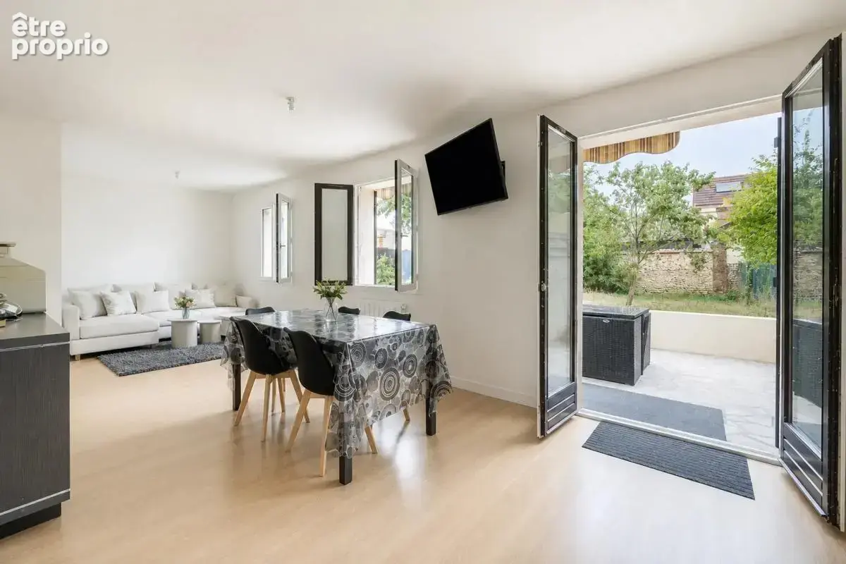 Maison de 6 pièces de 100 m² à Ézy-sur-Eure - photo 6