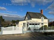 Maison à Pruniers, vue de la rue - Maison à PRUNIERS
