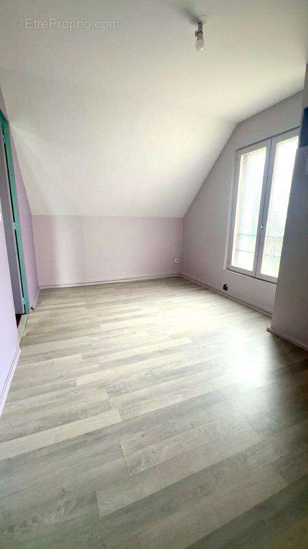 Maison idealement situee 90 m² habitable avec jardin et cave - photo 8