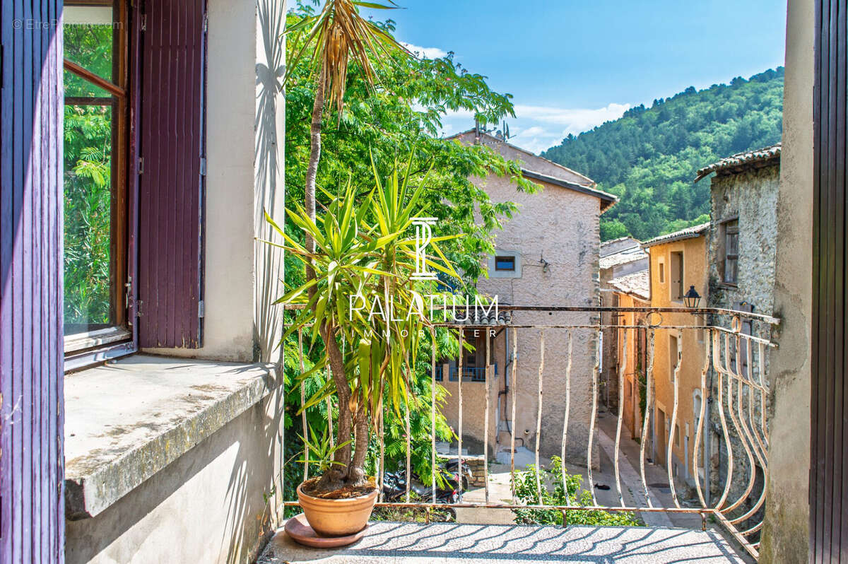 Maison 118 m² à Volonne  - photo 2