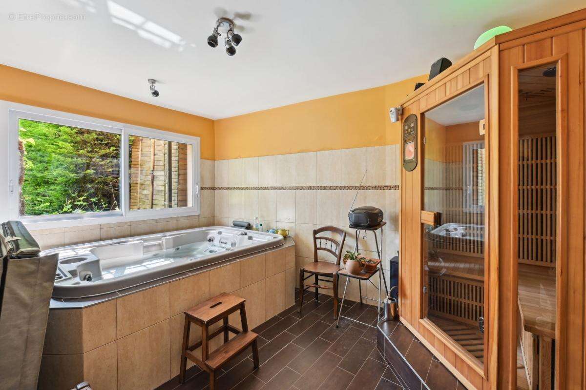 Maison à SAINT-GERMAIN-EN-LAYE