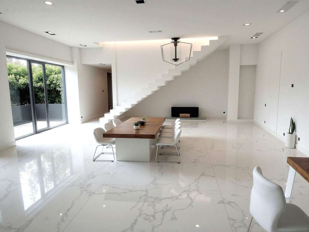 Maison à MARSEILLE-11E