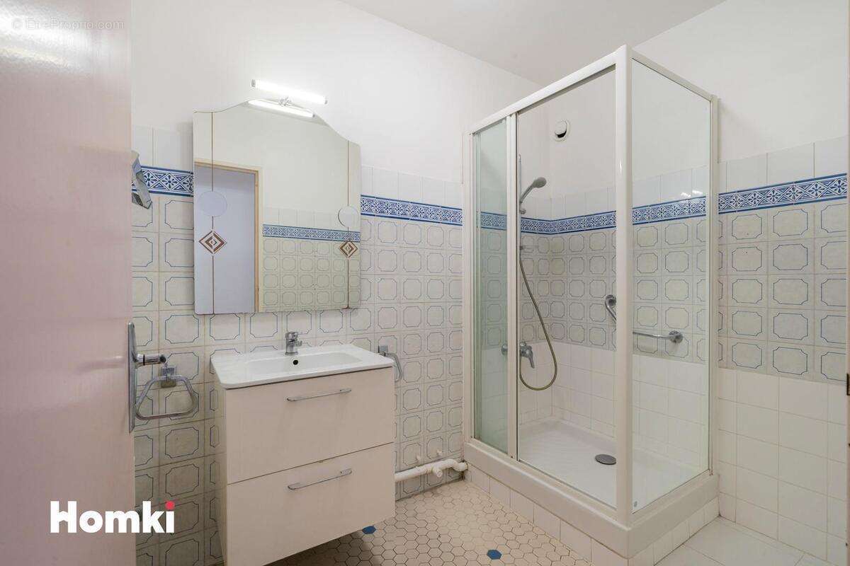 Appartement à MARSEILLE-9E