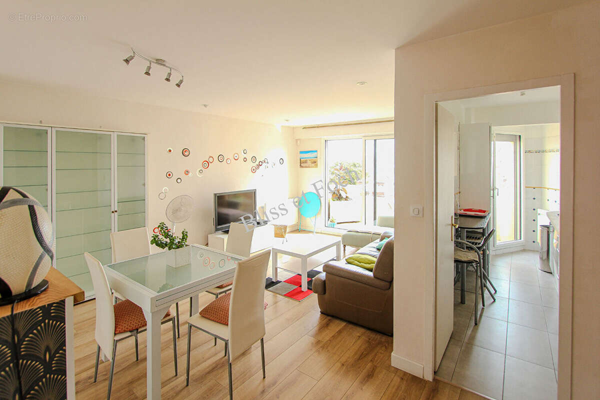 Biarritz hyper centre superbe appartement lumineux  terrasse ? garage - photo 7