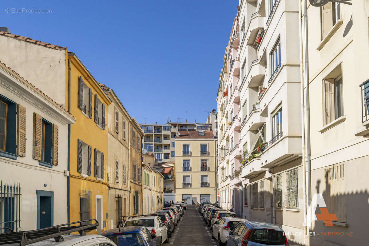 Appartement à MARSEILLE-5E
