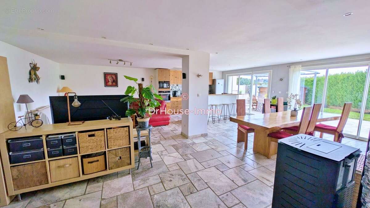 Maison à SAINT-PAL-DE-MONS