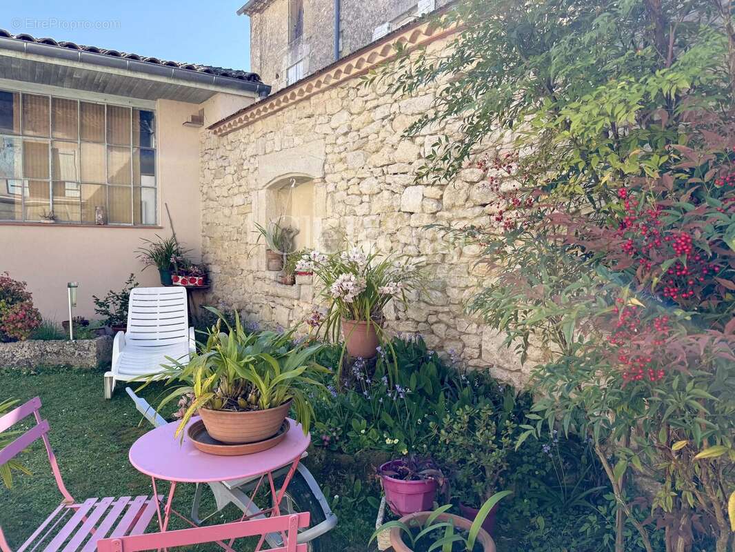 Appartement à MONSEGUR