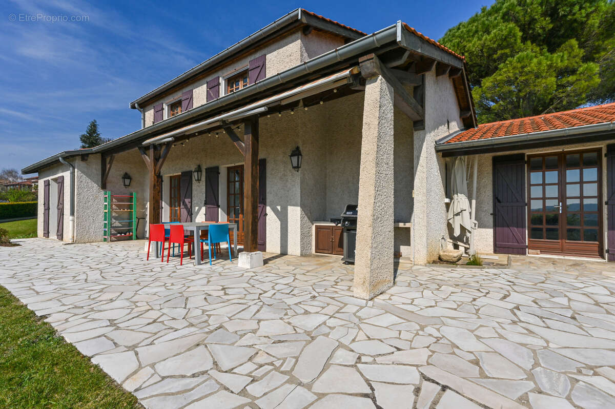 Maison à COMMUNAY