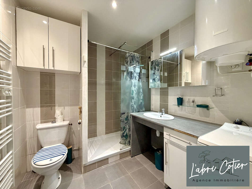 Appartement 34 m² à Saint-Hilaire-De-Riez  - photo 9