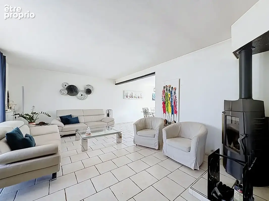 Maison Beynes 7 pièce(s) 157 m2 - photo 2