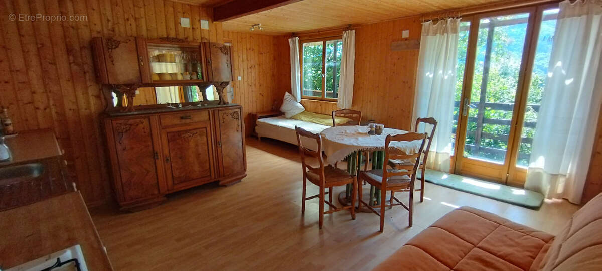 Maison à NONIERES