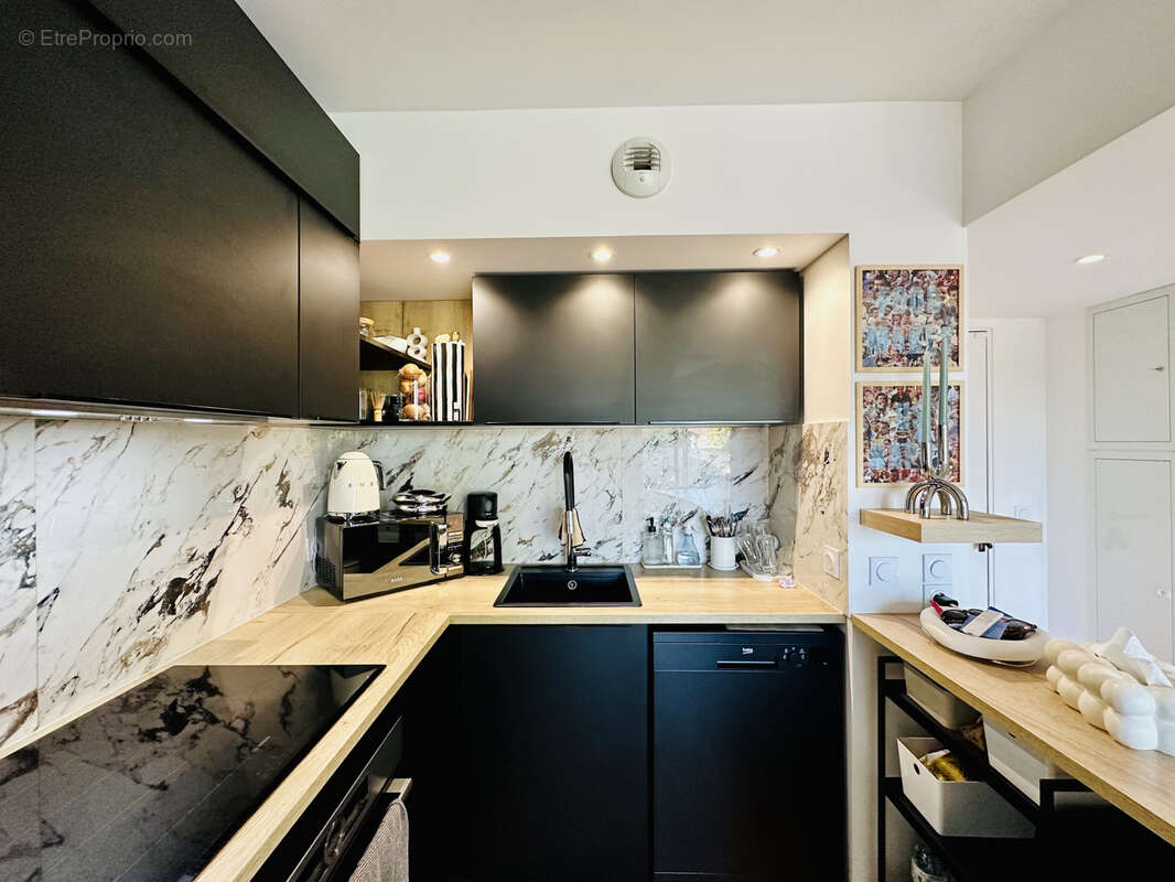 Appartement à LATTES