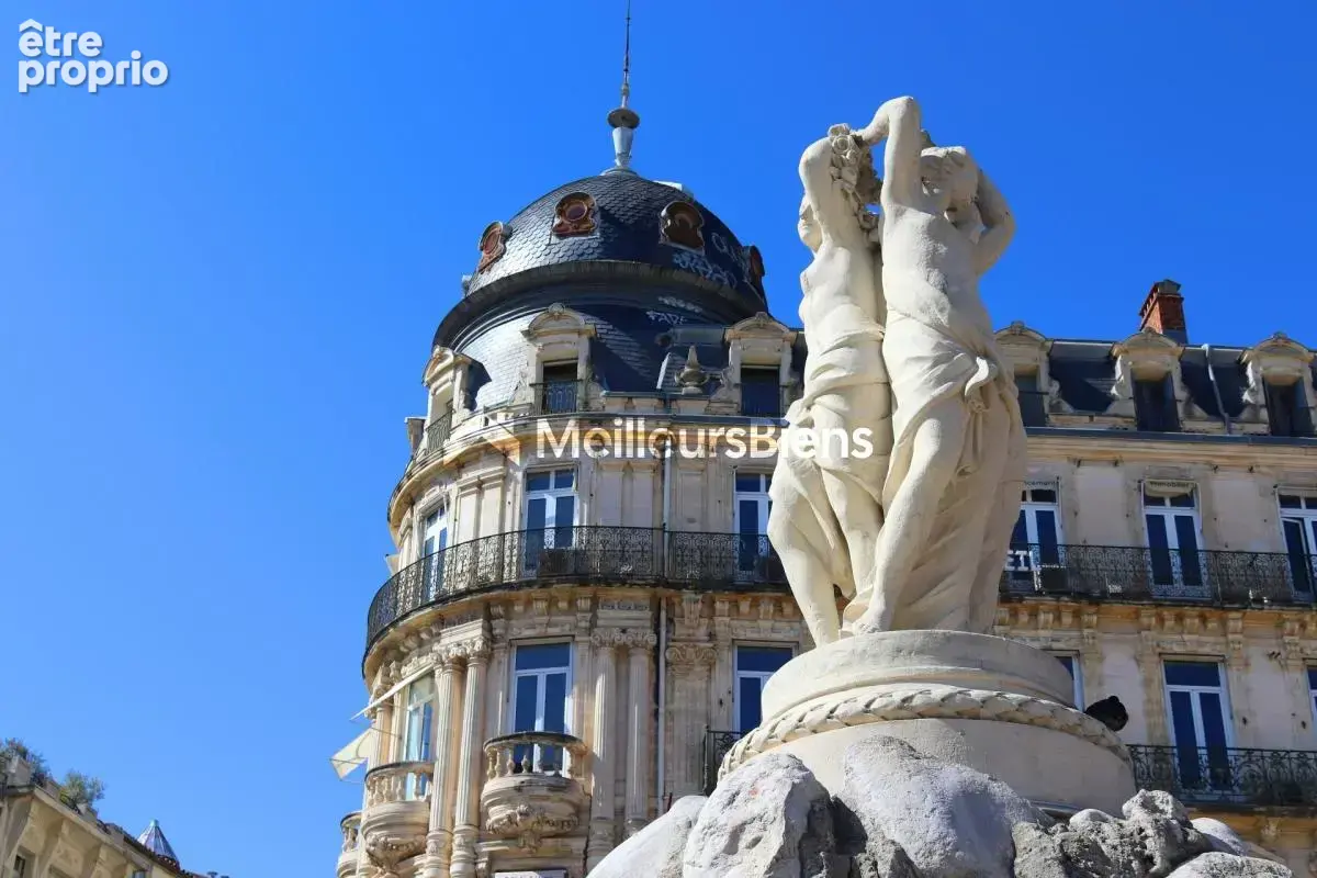 Local commercial de 68,74m² à rénover dans l'Écusson à Montpellier ! (34000) - photo 8