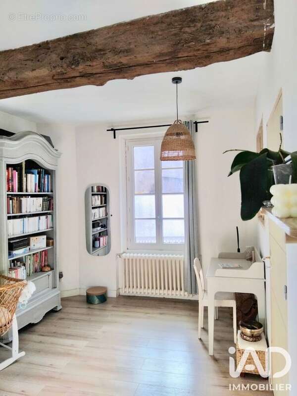 Maison 100 m² à Saintes  - photo 9