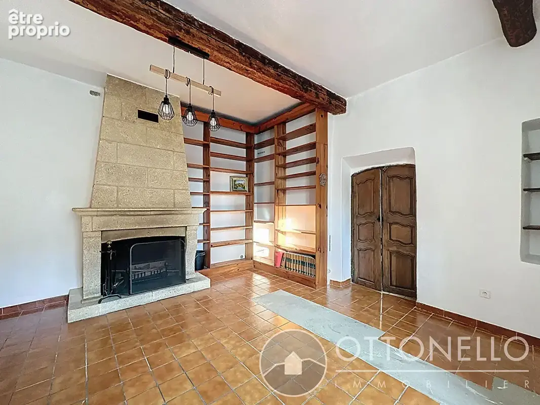 Appartement  3 pièces de 104,70 m2 à Roquebrune-sur-Argens - photo 4