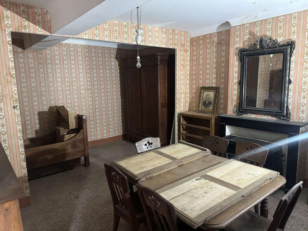 Maison à LANDES-LE-GAULOIS