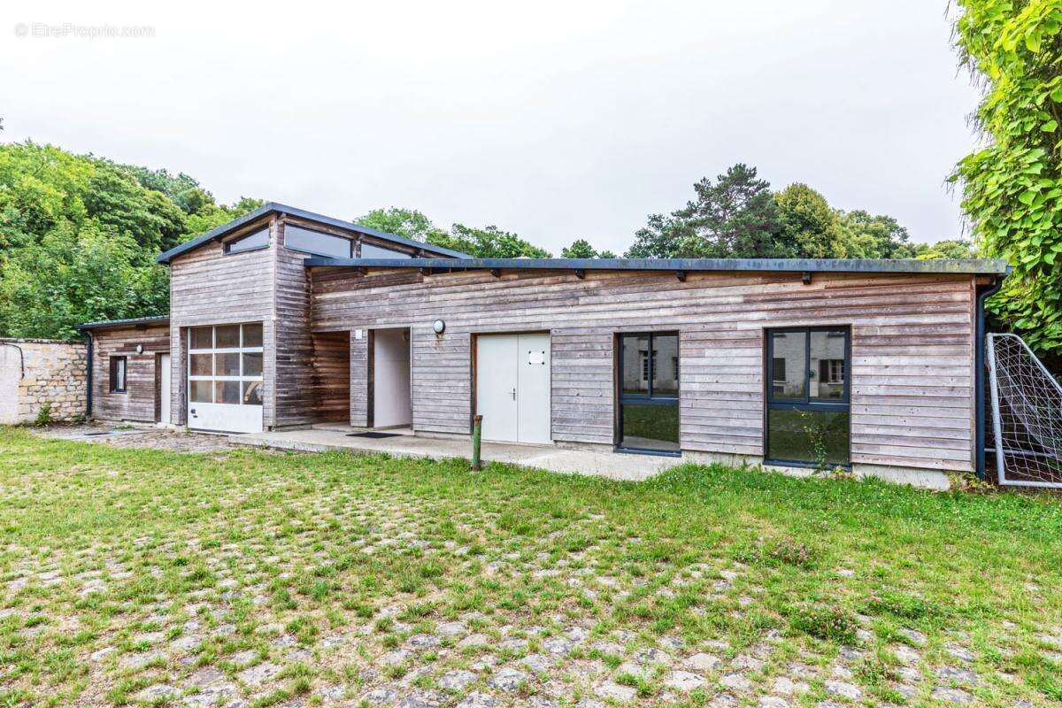 Appartement à MOURS