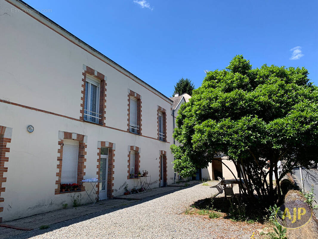 Appartement à SEGRE