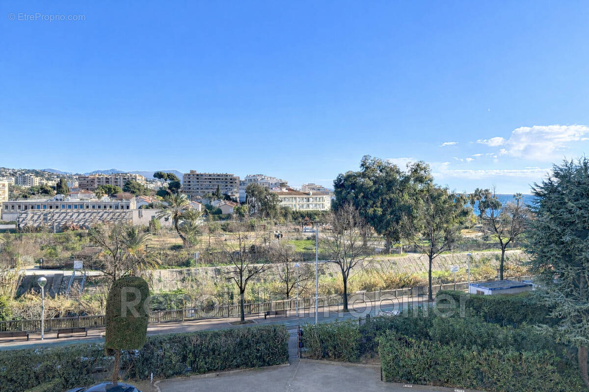 Appartement à CAGNES-SUR-MER