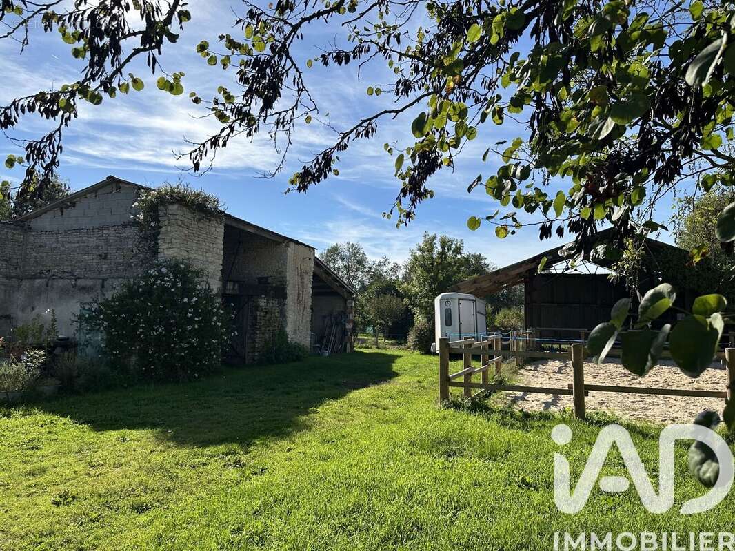 Photo 8 - Maison à LA RONDE