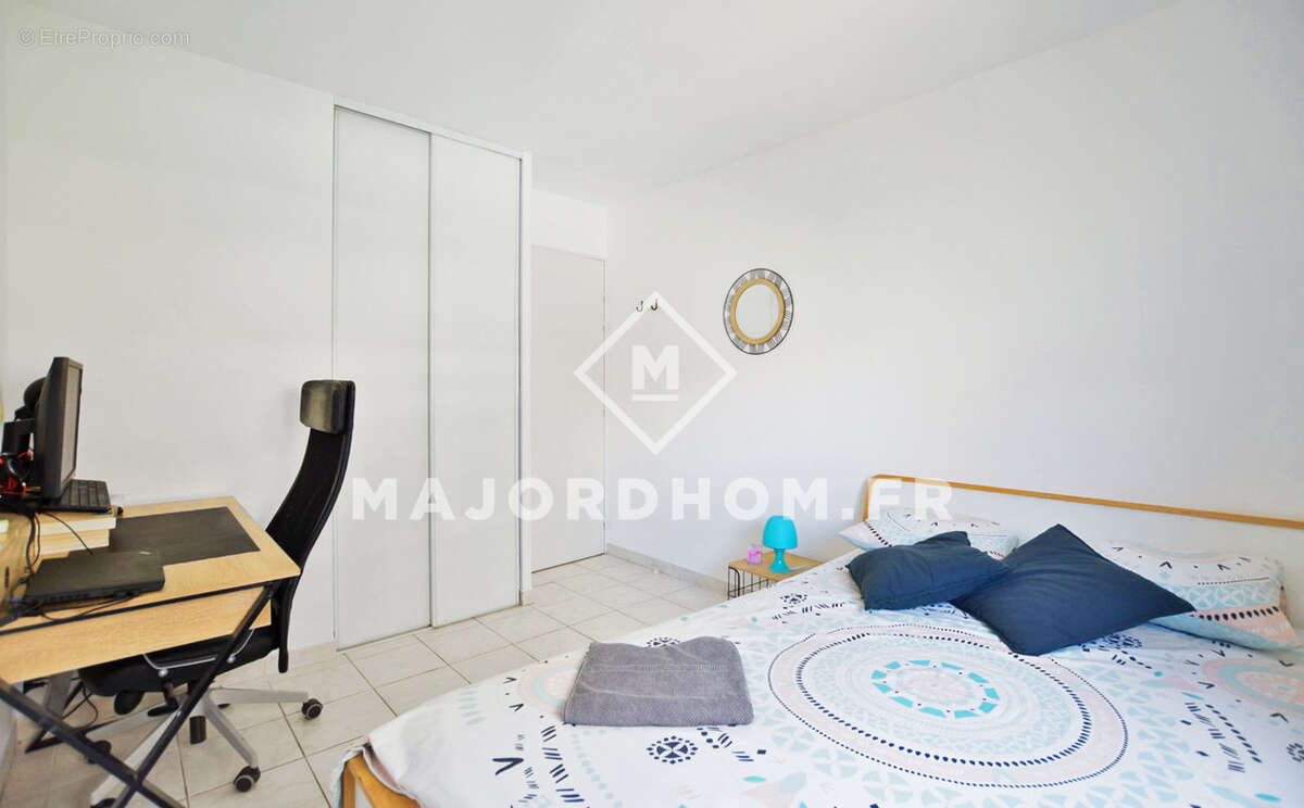 Appartement à MARSEILLE-5E