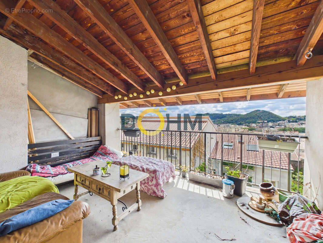 Appartement à SAINT-ETIENNE