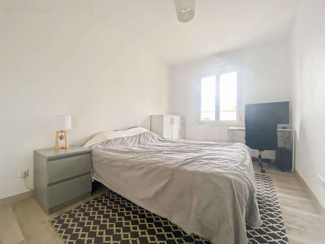 Maison à FLEURY-LES-AUBRAIS