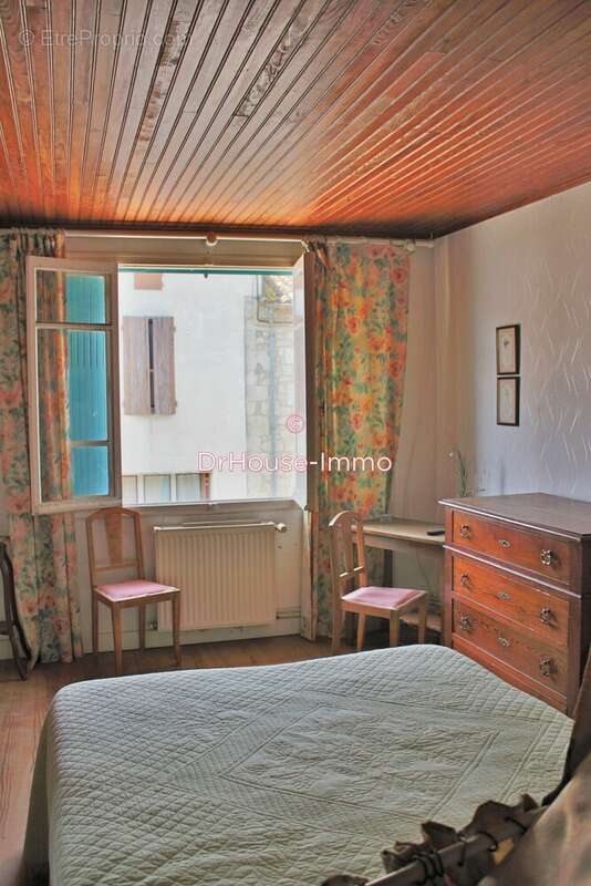 Maison à CASTELSAGRAT