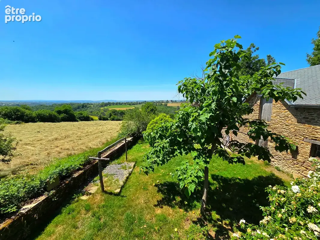 Maison à QUINS