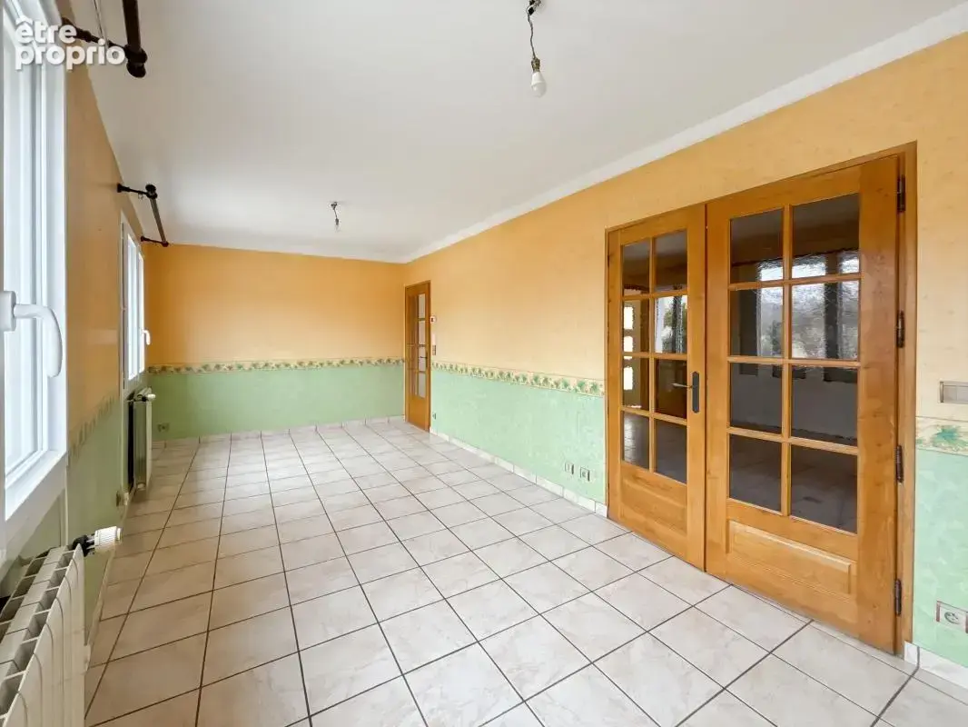 Belle maison Rénovée composée de deux logements , un type 4 et un type 2. Bâtie sur une parcelle de 800 m2 , cette charmante mai - photo 14