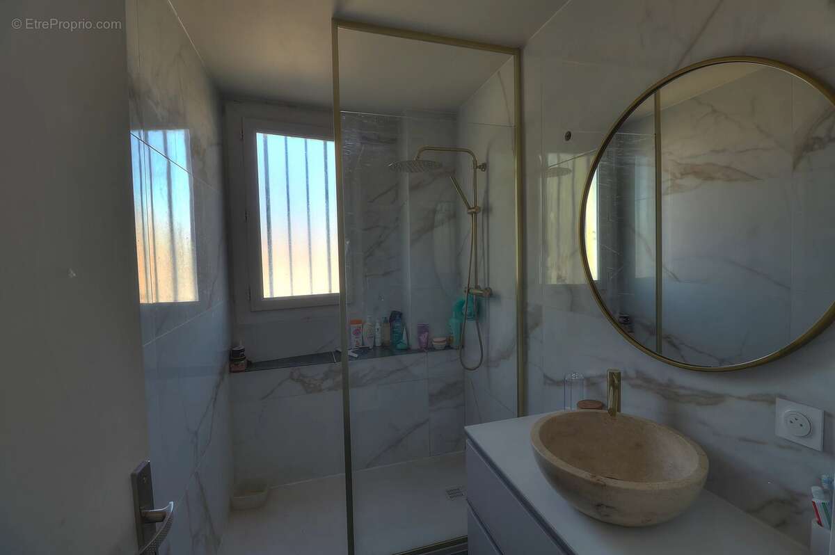 Appartement à CAGNES-SUR-MER