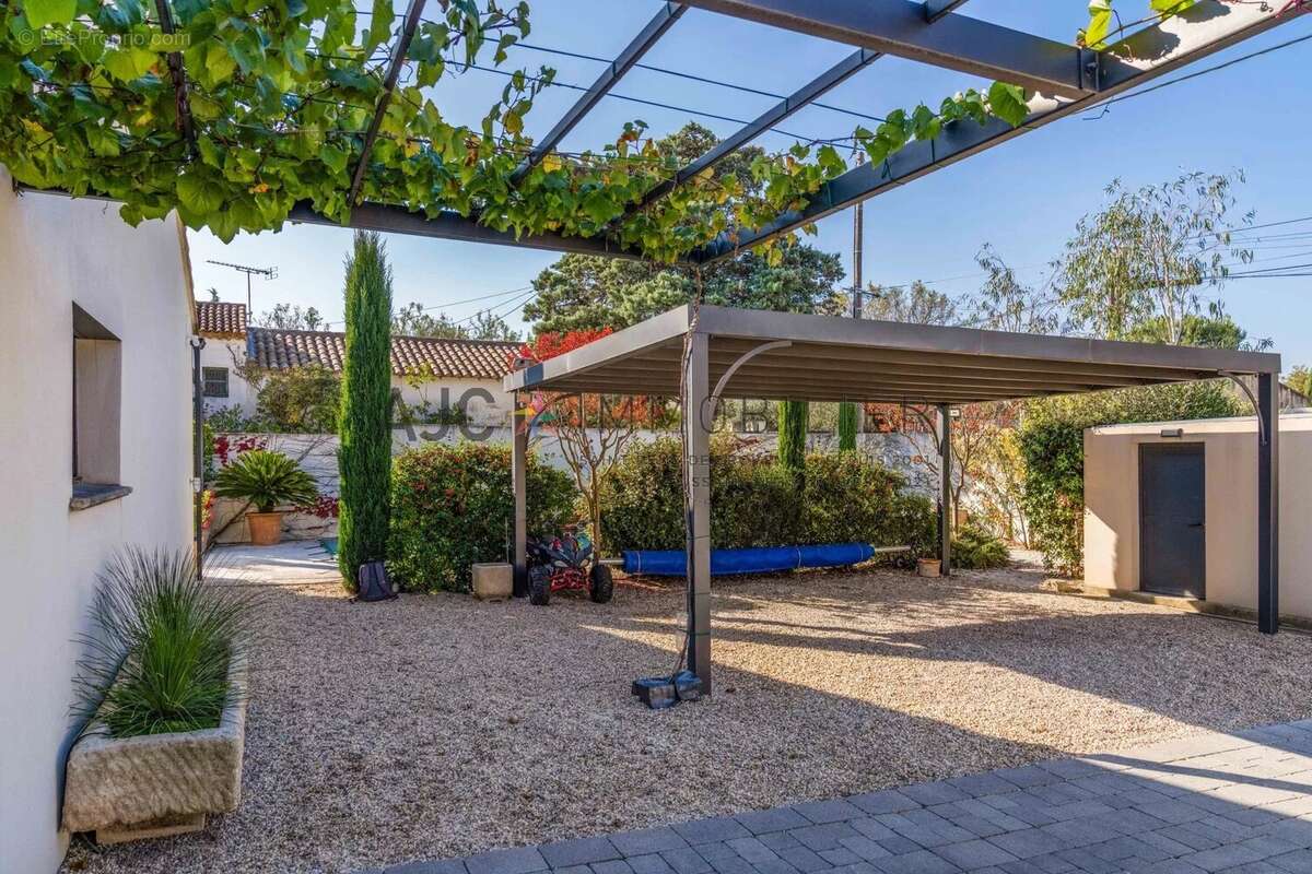 Maison à SAINT-REMY-DE-PROVENCE