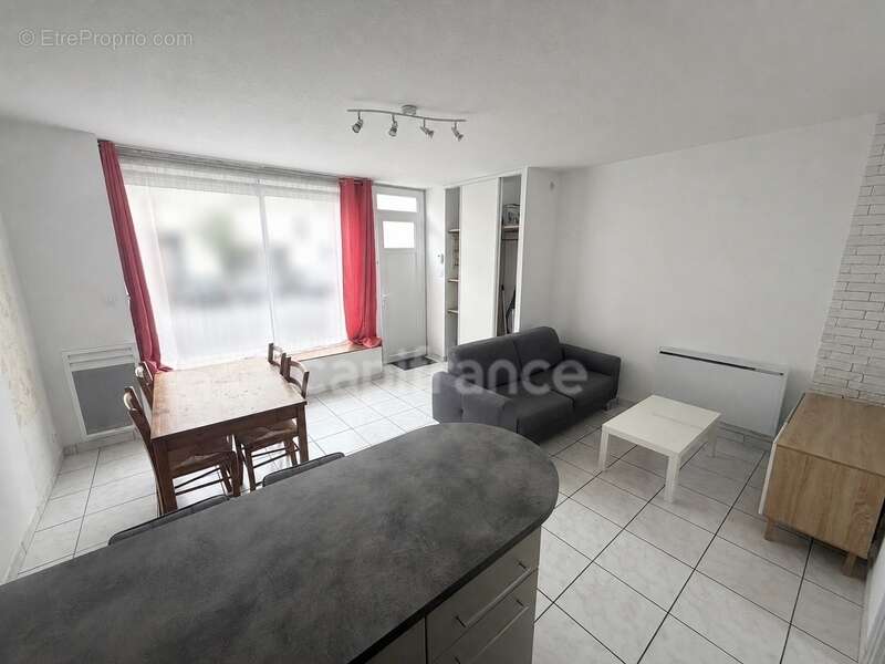 Appartement à CARHAIX-PLOUGUER