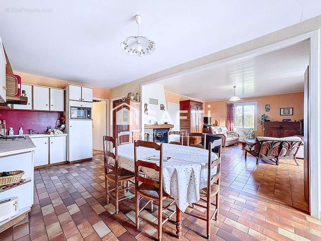 Photo 4 - Maison à LA CHAPELLE-SAINT-LAURENT