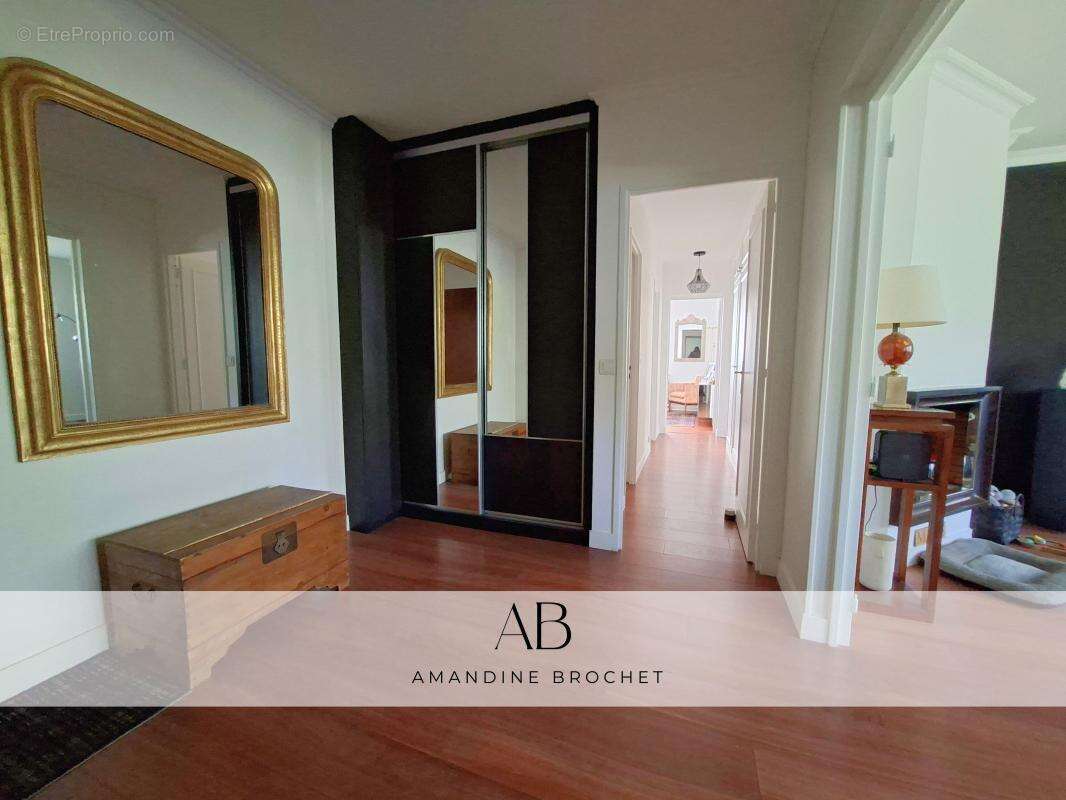 Appartement à VAUCRESSON