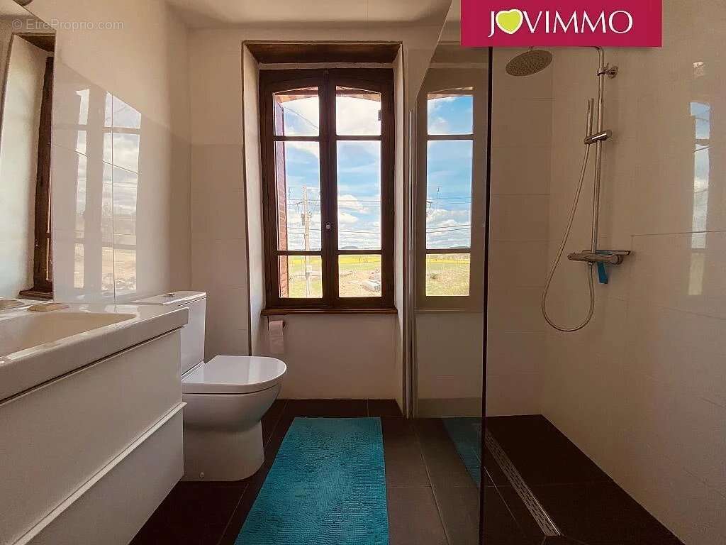 Maison à FONTANIERES