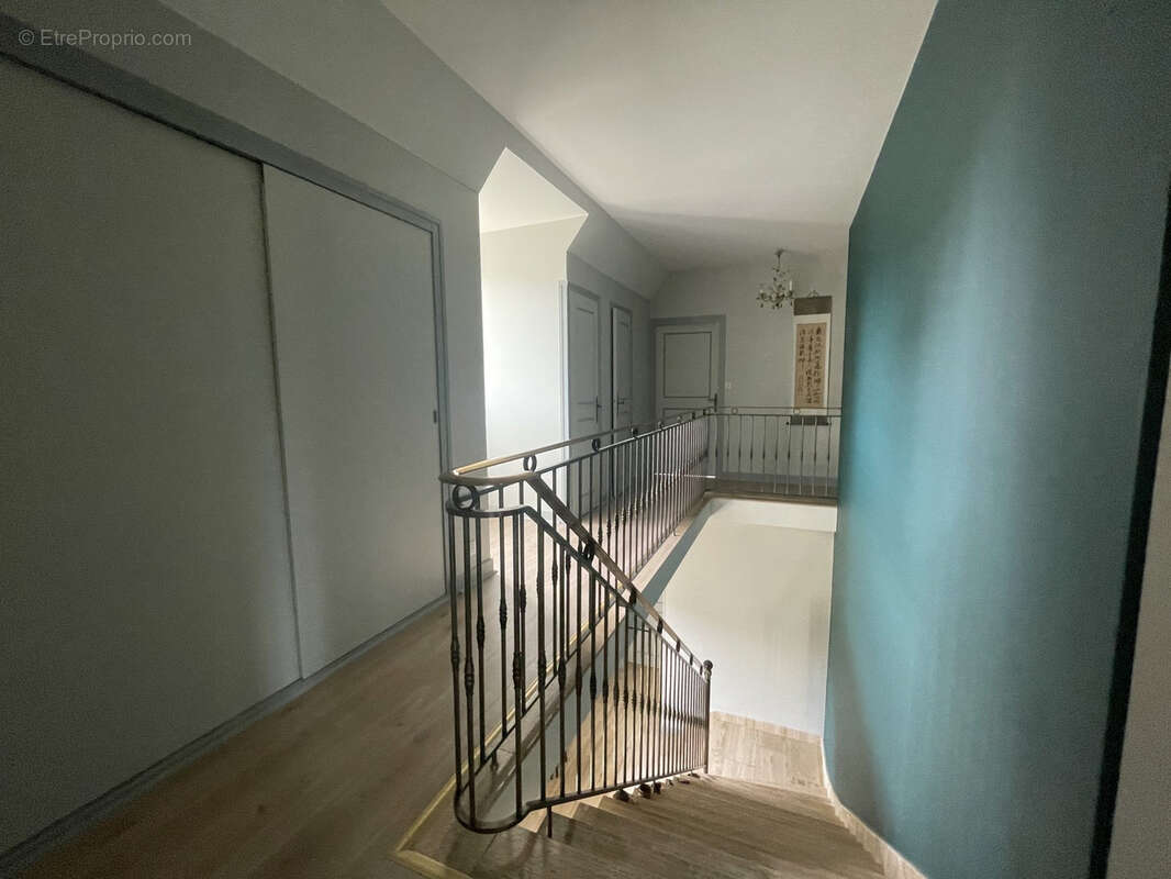 Maison à COULOUNIEIX-CHAMIERS